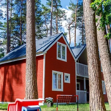 Pinia Lodge *
